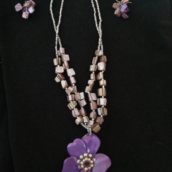 Jewelry - Purple Flower Pendant and Stone Set